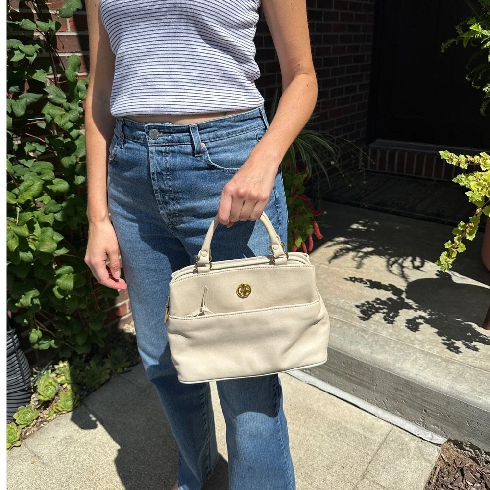 Vintage Gianni Bernini Leather Off White Purse Beige Top Handle Crossbody Bag